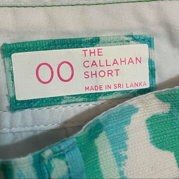 Lilly Pulitzer 00 Callahan Shorts Aqua Roses EUC Rare Pattern! - Picture 8 of 12